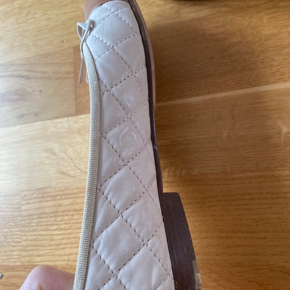 Chanel two tone ballet flats shoes - Picture 4 of 6